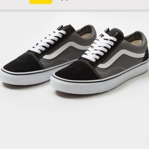 VANS Old Skool Shoes Black & Gray size 8.5 women’s